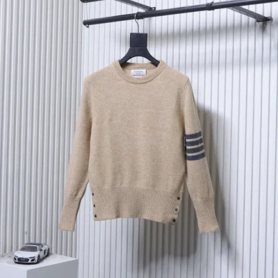Thom Browne Frontansicht Khaki
