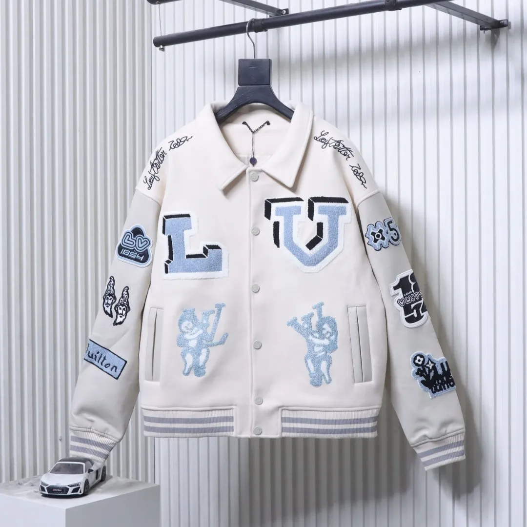 Louis Vuitton Vorderansicht Weiß