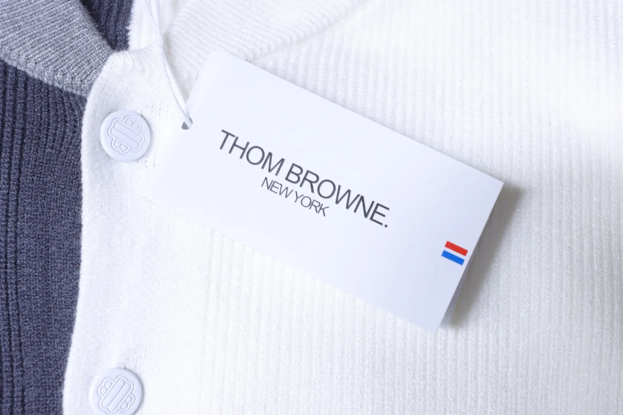 Thom Browne, Hangtag