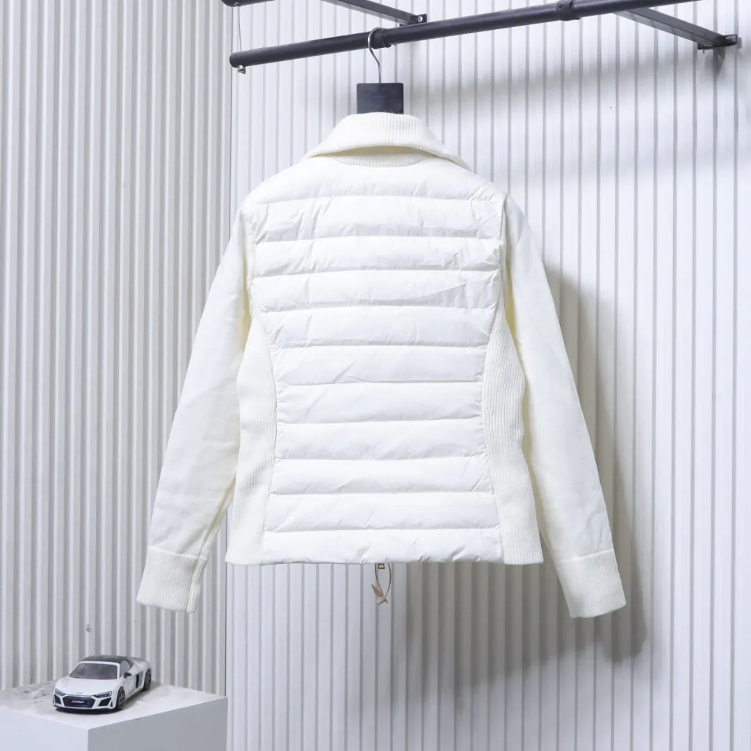 Moncler Rückansicht Elfenbeinweiß