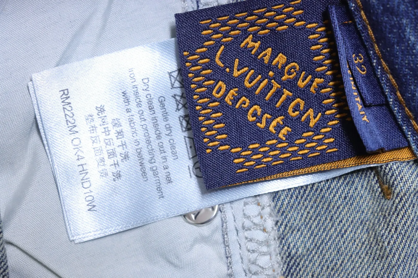 Louis Vuitton Markenlabel