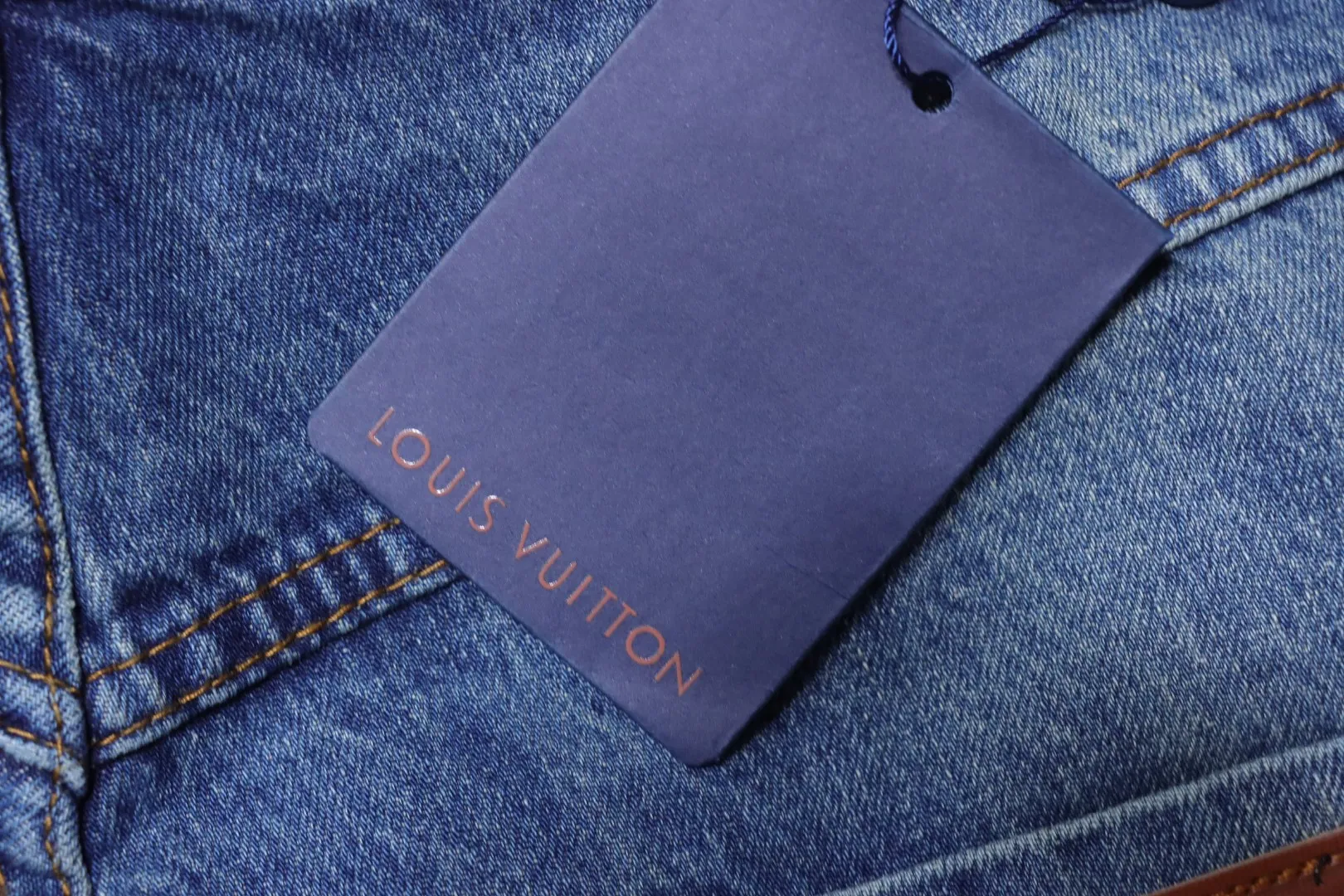 Louis Vuitton Hangtag