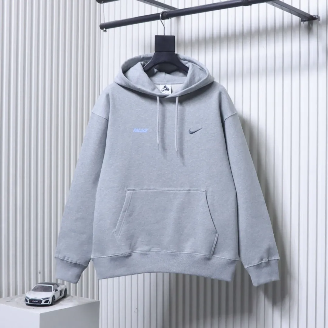 Nike Vorderansicht Grau