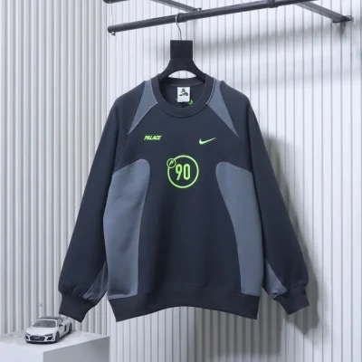 Nike Vorderansicht Schwarz