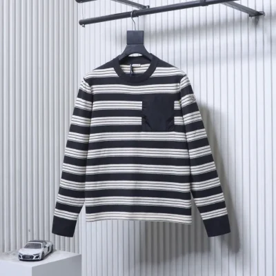 Moncler Vorderansicht