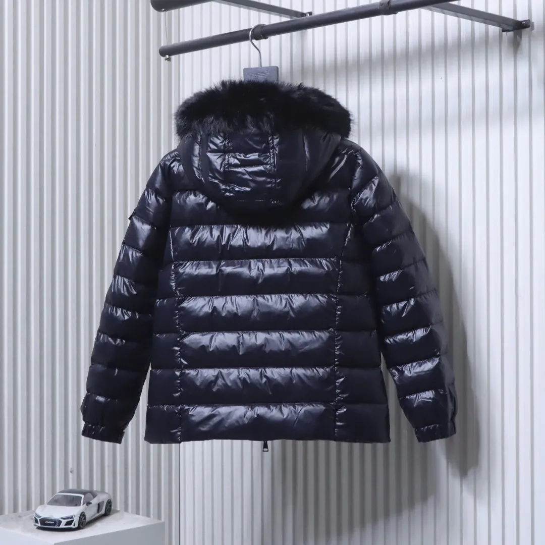 Moncler Rückansicht