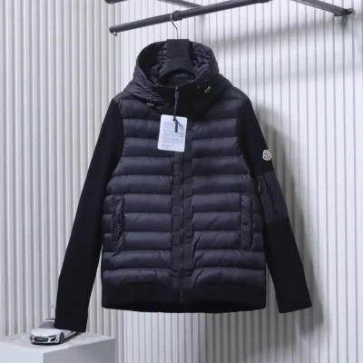 Moncler Vorderansicht Schwarz