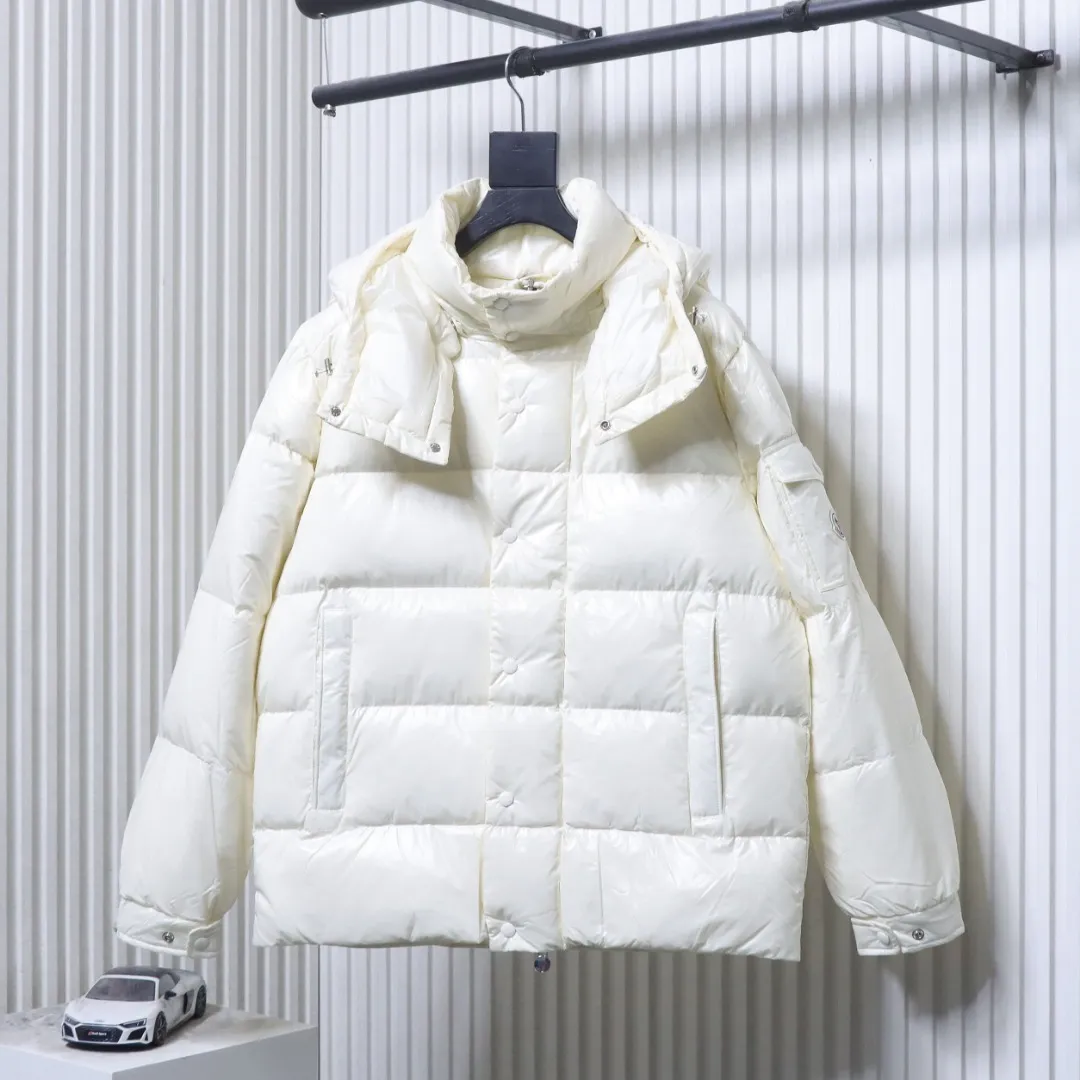 Moncler Vorderansicht Weiß