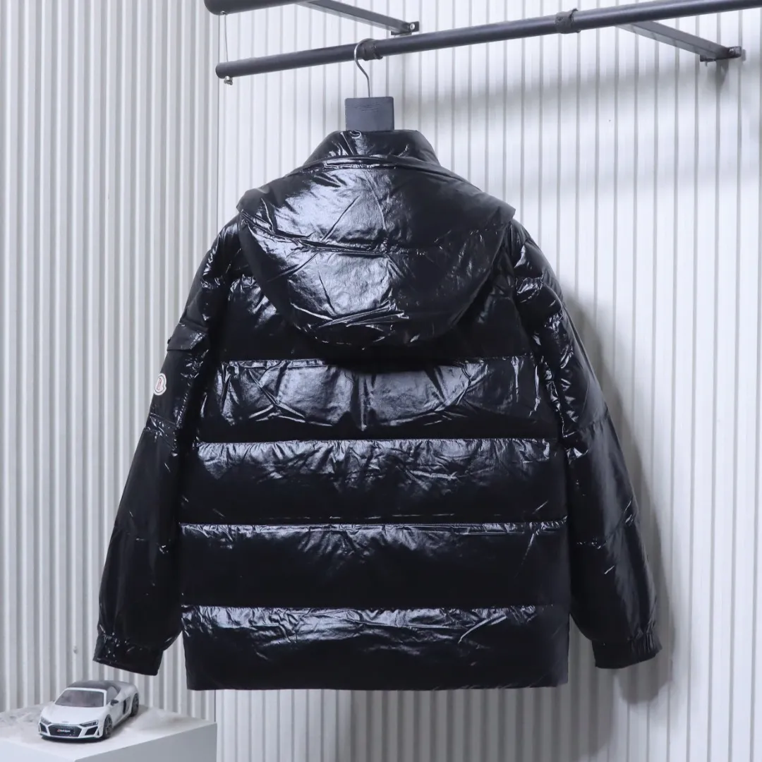 Moncler Rückansicht Schwarz