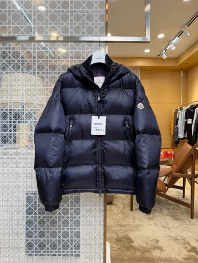 Moncler Vorderansicht Marineblau