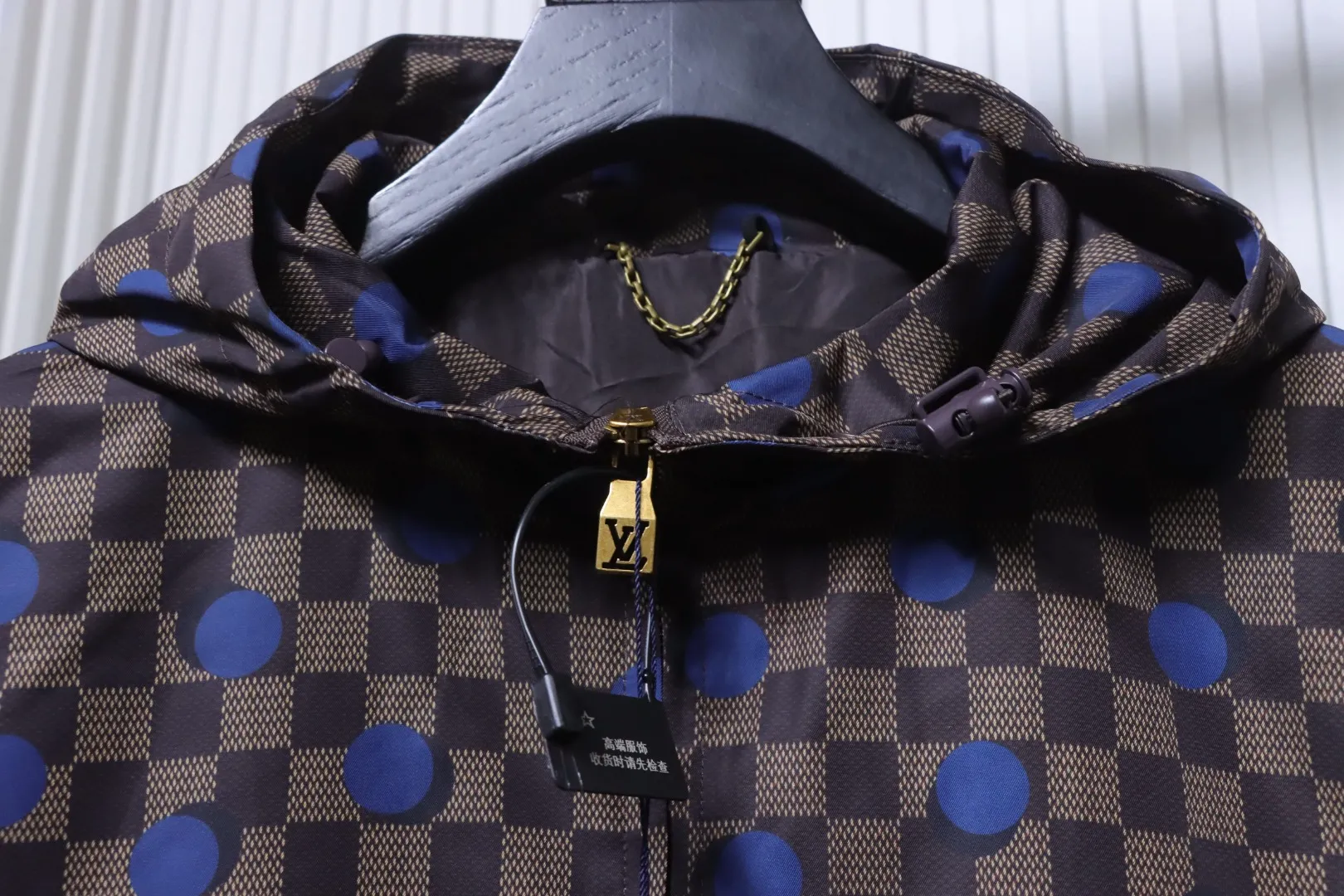 Louis Vuitton Kragen