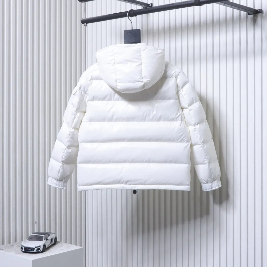 Moncler Rückansicht Weiß