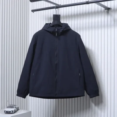 Moncler Vorderansicht Schwarz