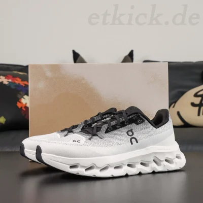 On Running Cloudtilt Black Ivory Herren