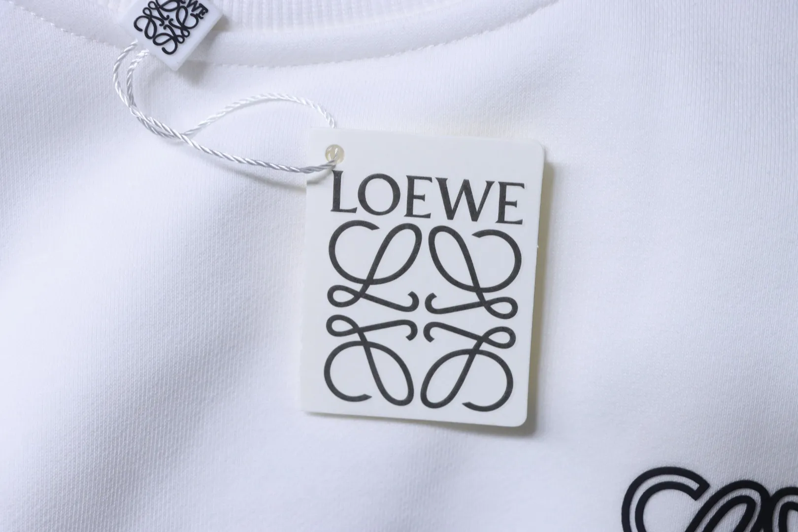 Loewe Hangtag