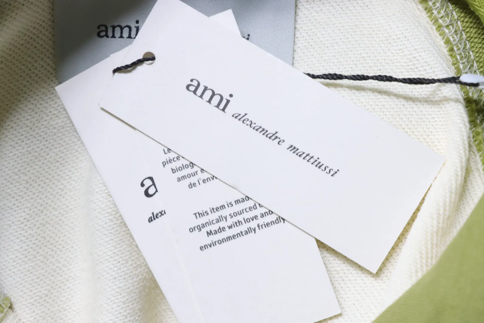 Ami Hangtag