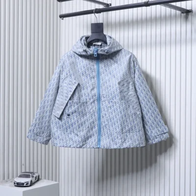 Dior-Vorderansicht