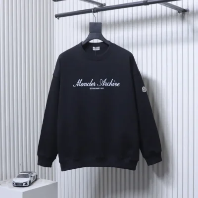 Moncler Vorderansicht Schwarz