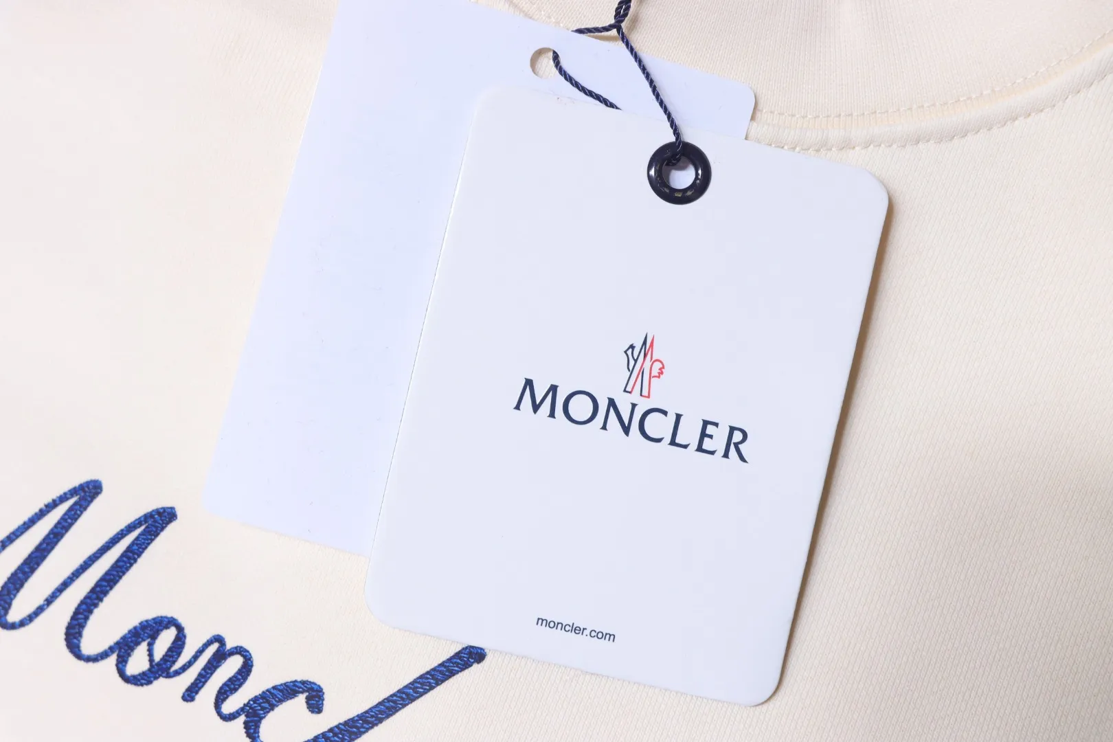 Moncler Hangtag