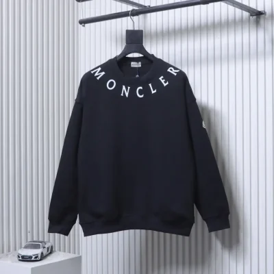 Moncler Vorderansicht Schwarz