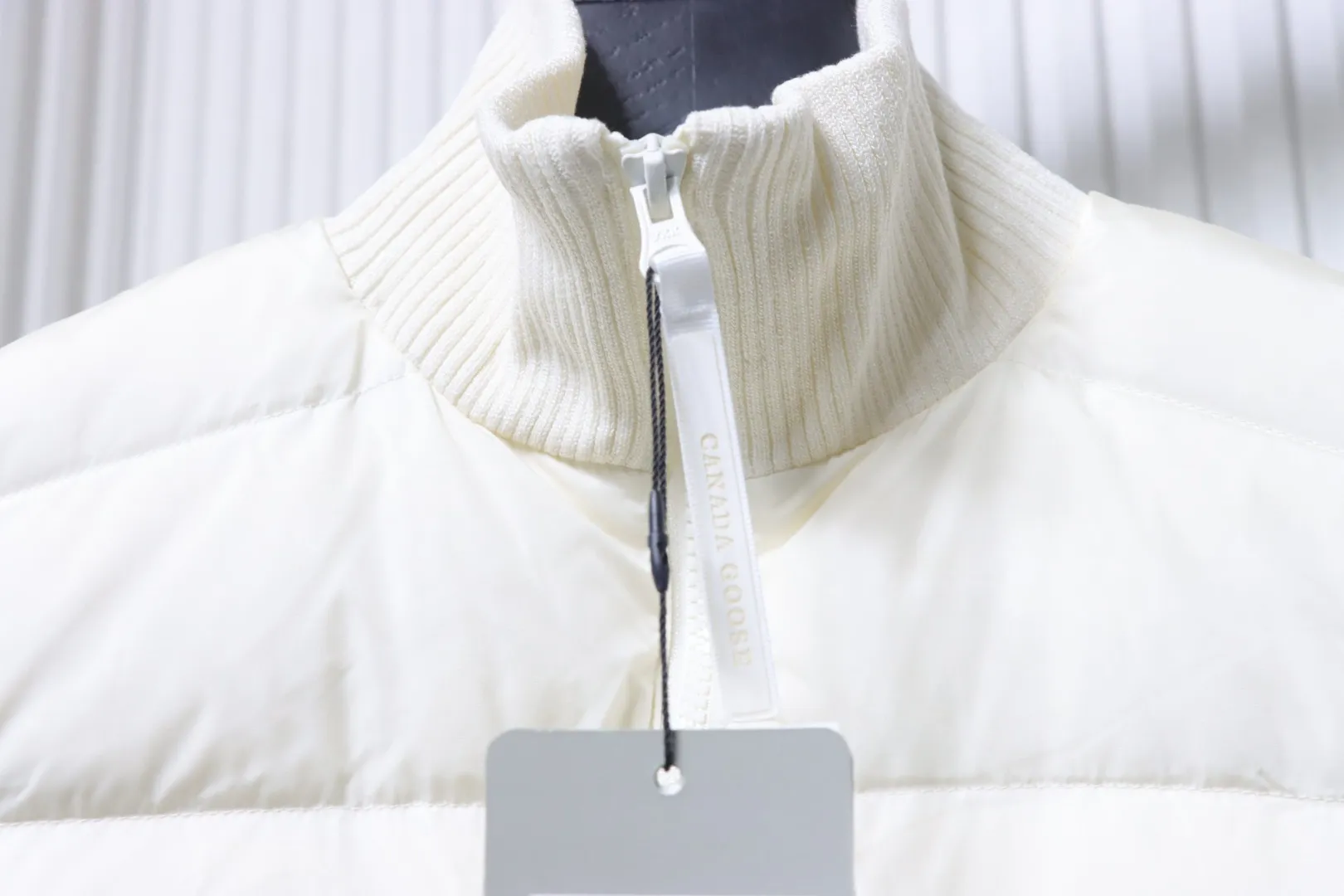 Canada Goose-Kragen