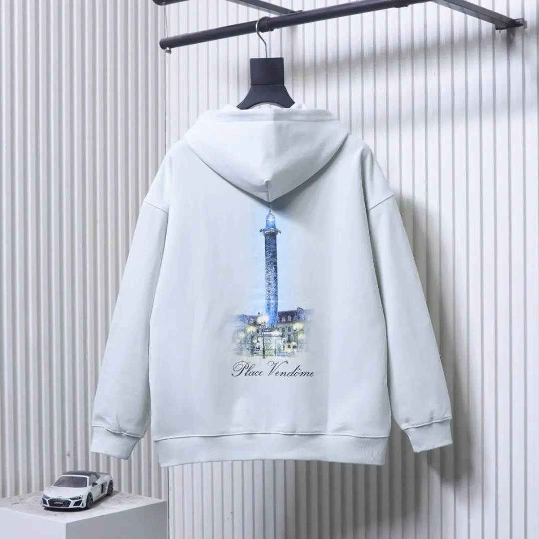 Balenciaga Rückansicht Hellgrau