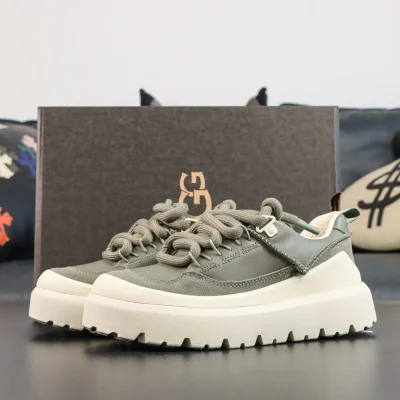 UGG Heritage Utility-Sneaker in Moosgrün aus geschliffenem Leder