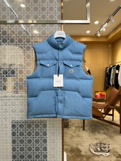 Moncler Vorderansicht